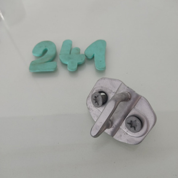 Batente Porta Dianteira Esquerda Jeep Renegade 