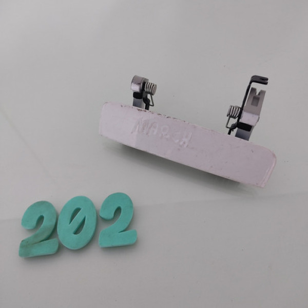 Maçaneta Tampa Traseira Porta Malas Nissan March 