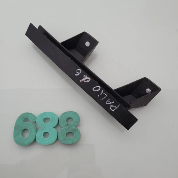 Guia De Vidro Porta Dianteira Esquerda Fiat Palio 2001/2008