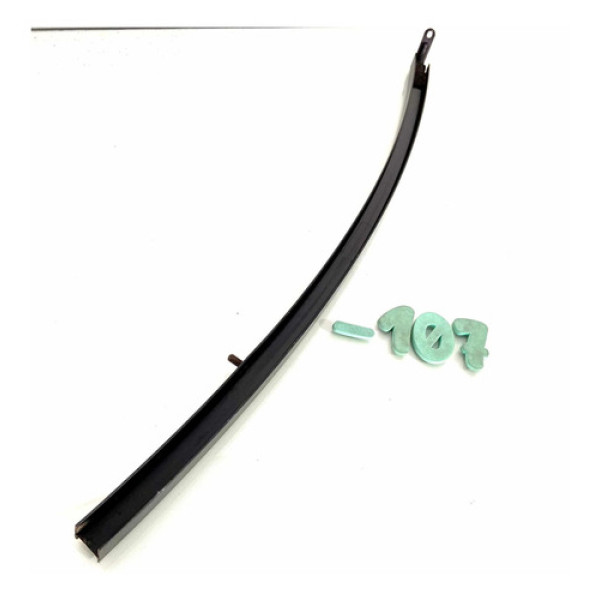 Guia De Vidro Traseiro Esquerdo Renault Clio - S-107