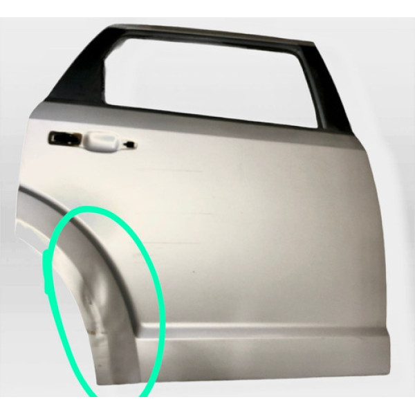 Porta Traseira Direita Fiat Freemont Com Detalhe