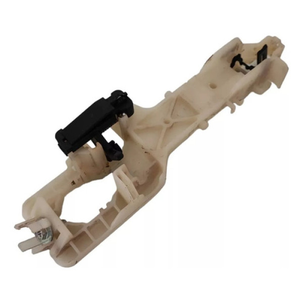 Suporte Maçaneta Traseira Esquerda Kia Sorento 2011 A 2013