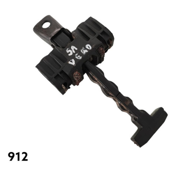 Limitador Da Porta Dianteira Direita Vw Saveiro G5