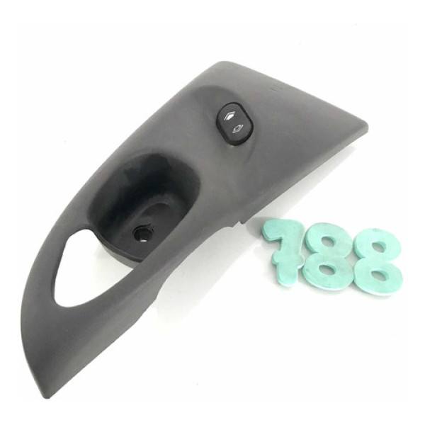 Moldura Maçaneta Botão Vidro T. Esquerdo Ford Focus - Cx 788