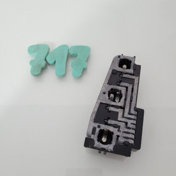 Circuito Lanterna Traseira Esquerda Fiat Fiorino Cx 717