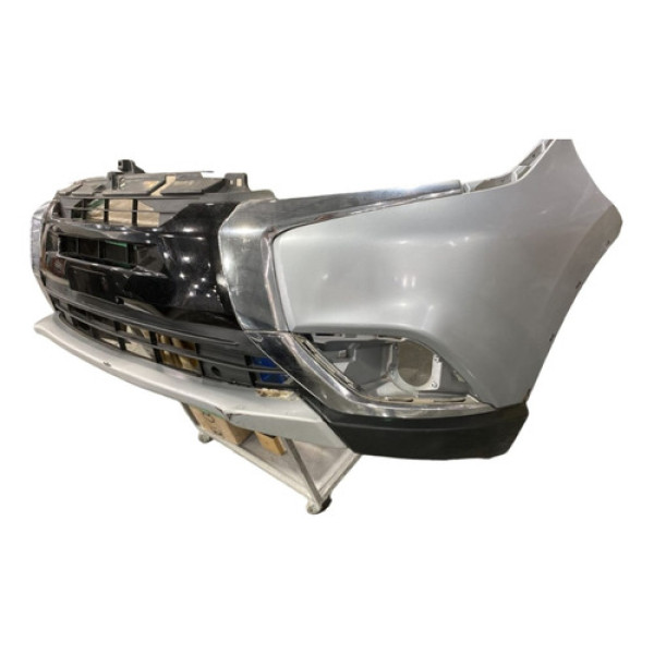 Parachoque Dianteiro Recuperado Mitsubishi Outlander 2016