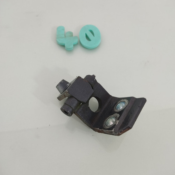 Dobradiça Inferior Porta Dianteira Direita Peugeot 307 