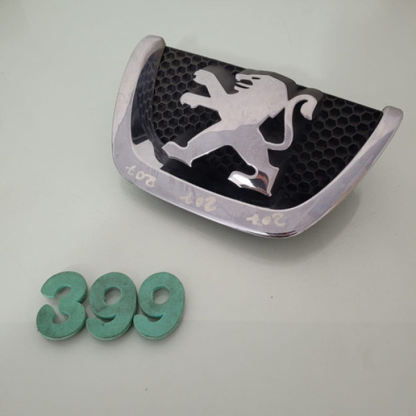 Emblema Dianteiro Peugeot 207 Cod 9687111777