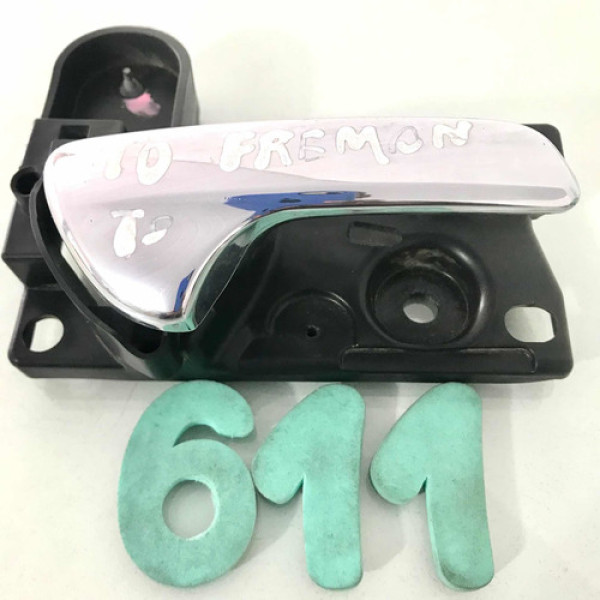 Maçaneta Interna Traseira Direita Fiat Freemont