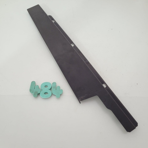 Moldura Coluna Porta Dianteira Direita Jeep Renegade Cx 484