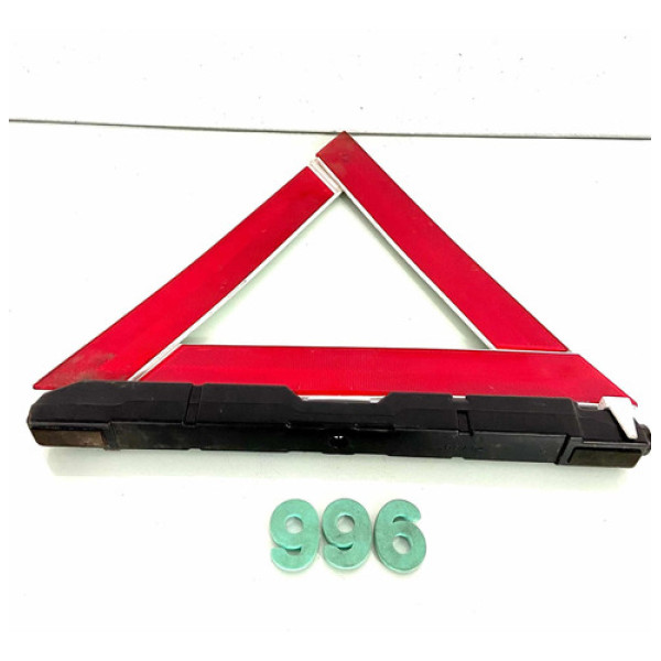 Triângulo De Sinalização Gm Celta/ Onix/ Cruze- Cx 996