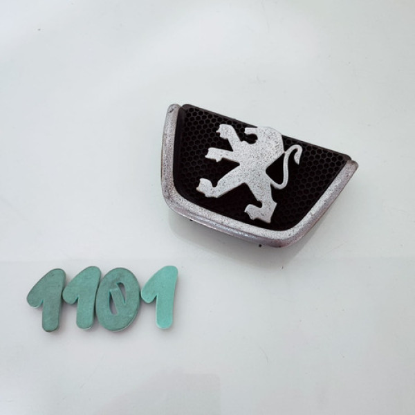 Emblema Da Grade Dianteira Peugeot 206 Cx 1101
