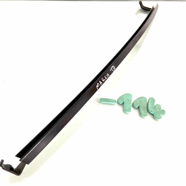 Guia De Vidro Traseiro Direito Nissan March - S-114