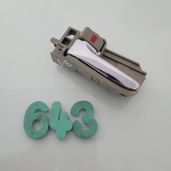 Maçaneta Interna Dianteira Esquerda Lifan 620