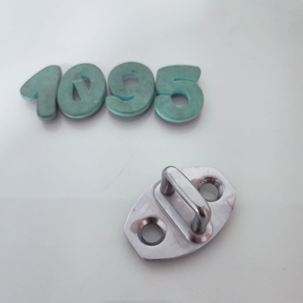 Batente Da Fechadura Da Porta Vw Gol G6 Cx 1095