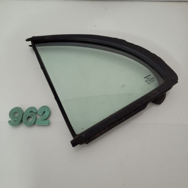 Vidro Fixo Traseiro Esquerdo Nissan March Cx 962