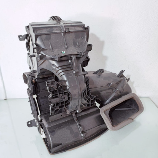 Caixa Evaporadora Do Ar Condicionado Ford New Fiesta