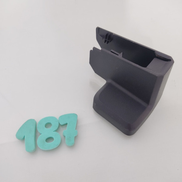 Acabamento Trilho Banco Dianteiro Esquerdo Fiat Freemont 