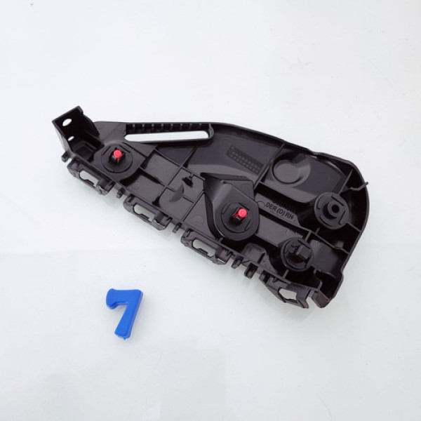 Guia Do Parachoque Dianteiro Direito Toyota Hilux 2017 Cx 7