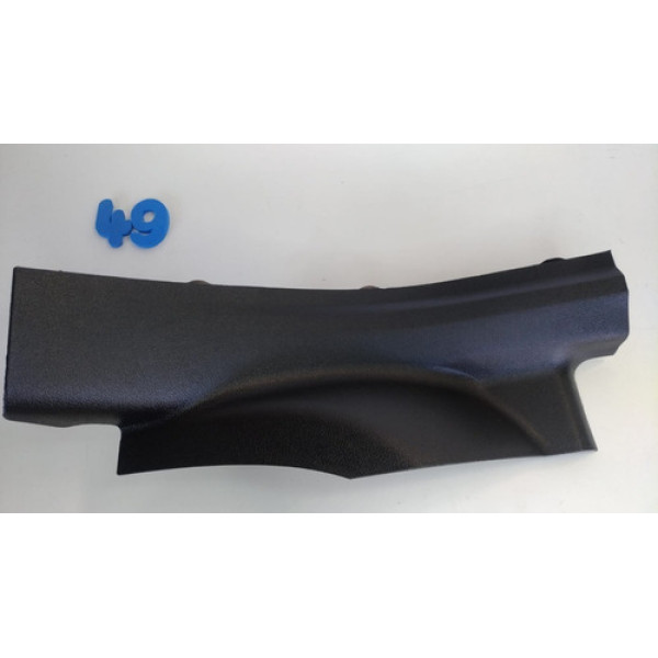 Acabamento Lateral Porta Traseira Esquerda Chevrolet Onix 