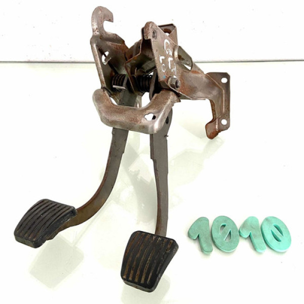 Pedal Embreagem E Freio Gm Celta Prisma - Cx 1010