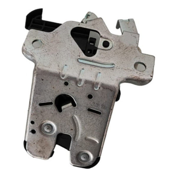 Fechadura Tampa Traseira Audi A4 17/20 Cod 8w0827503