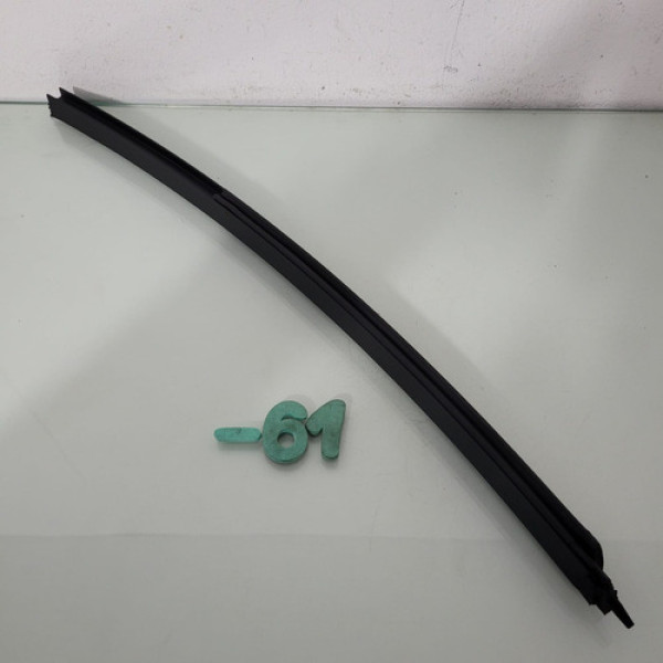 Guia De Vidro Porta Traseira Esquerda Renault Logan 2019