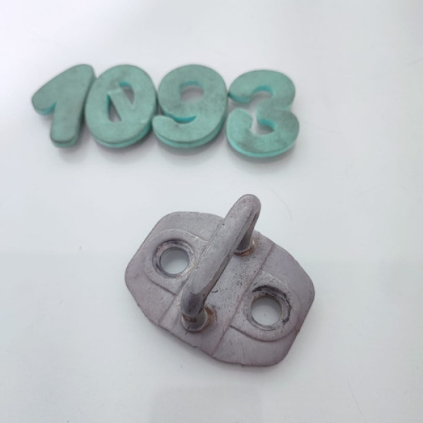 Batente Da Fechadura Da Porta Fiat Freemont Cx 1093