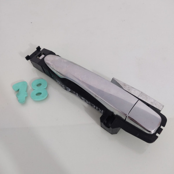 Maçaneta Externa Traseira Esquerda Nissan Kicks 