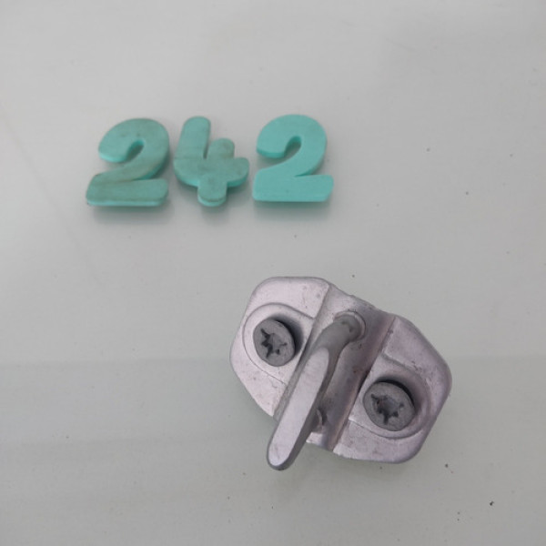 Batente Porta Traseira Esquerda Jeep Renegade 