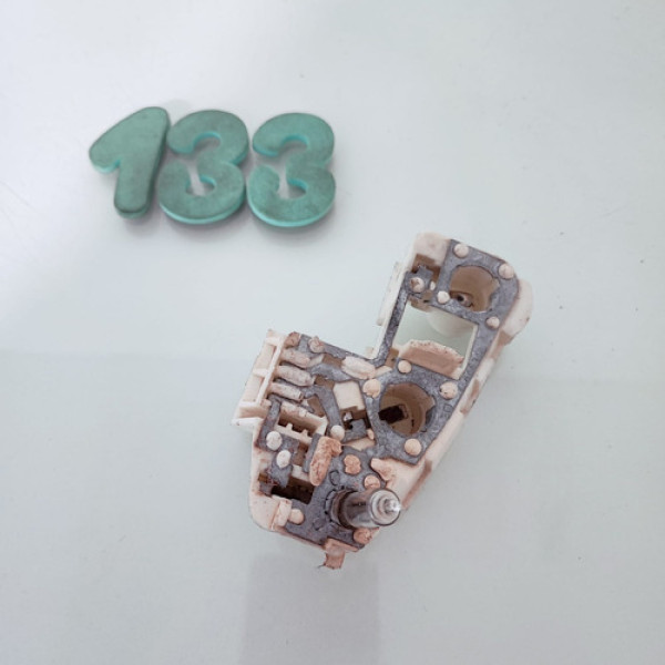 Circuito Lanterna Tampa Traseira Lado Direito Bmw 320i Cx133