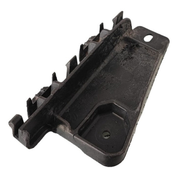 Guia Parachoque Dianteiro Esquerdo Vw Gol G5