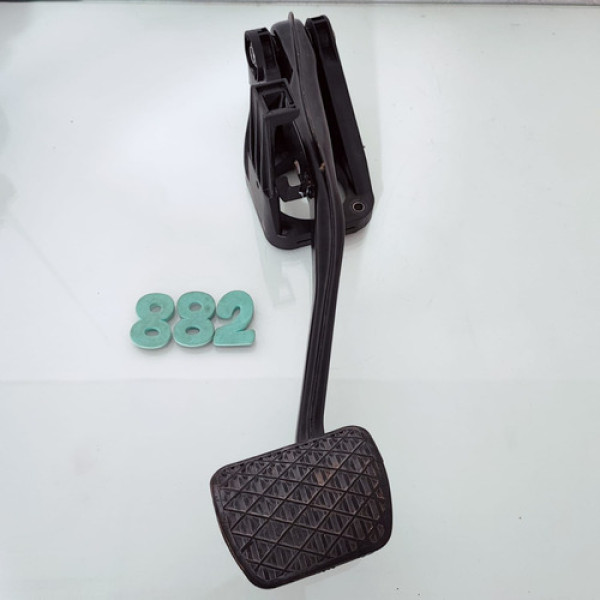 Pedal De Freio Mercedes Gla200 Cx 882