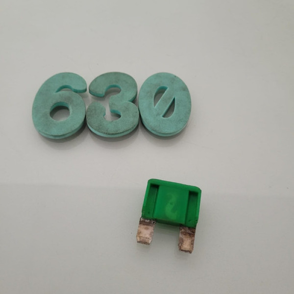 Fusível 30 Amperes Peugeot 2008