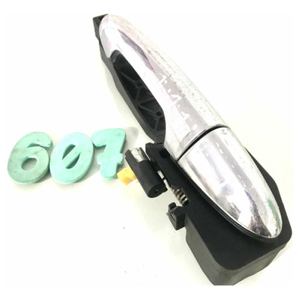 Maçaneta Ext. Dianteira Direita Hb20 C/ Detalhe (riscada)