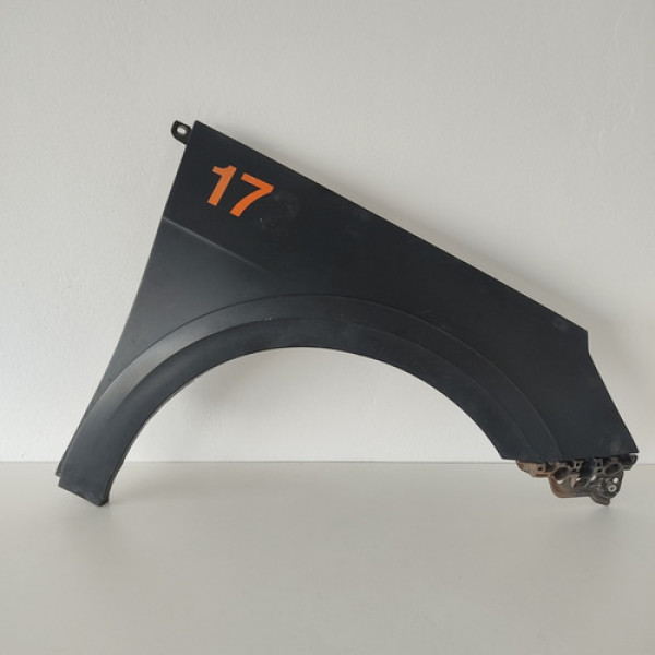 Paralama Dianteiro Direito Vw Saveiro Robust 