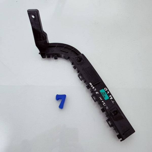 Guia Do Parachoque Traseiro Direito Suzuki S Cross Cx 7