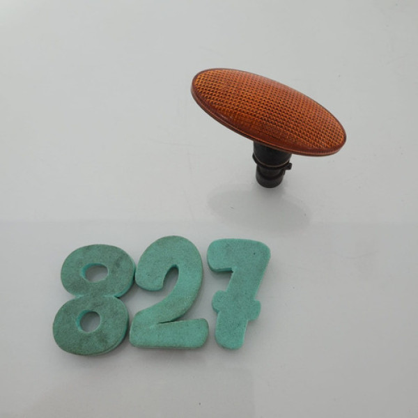 Pisca Do Paralama Gm Vectra Cod 90504212 Cx 827