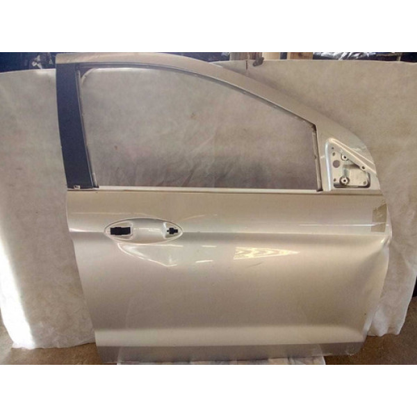Porta Dianteira Direita Ford Ka 2018 - Detalhe 