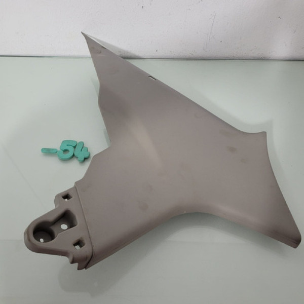 Acabamento Coluna Traseira Esquerda Renault Logan 2015 A 18