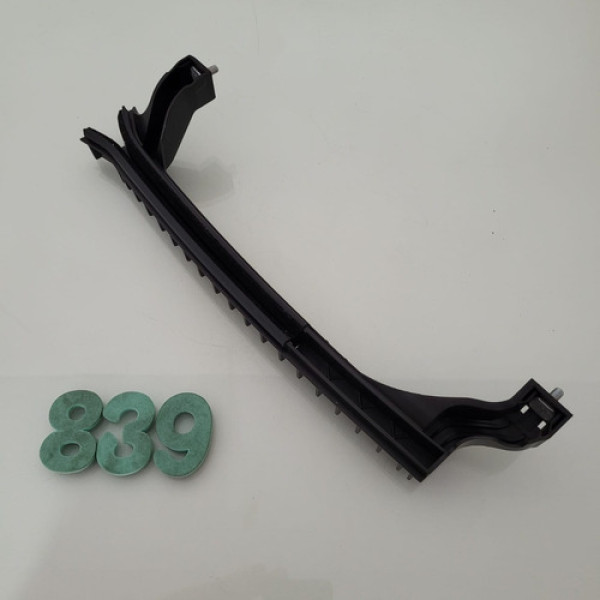 Guia Vidro Porta Traseira Esquerda Fiat Argo Cx 839