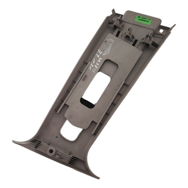 Acabamento Coluna Lado Esquerdo Ford New Fiesta