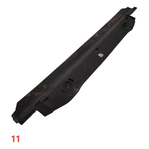 Acabamento Do Radiador Bmw X1 Cod 51752990839