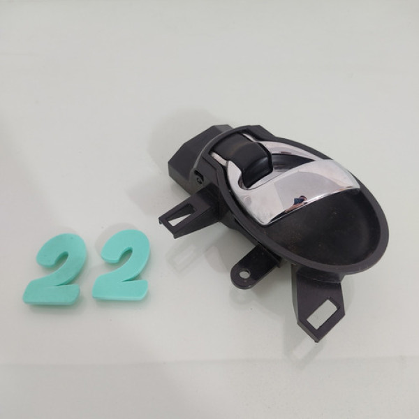 Puxador Interno Porta Dianteira Esquerda Nissan Versa