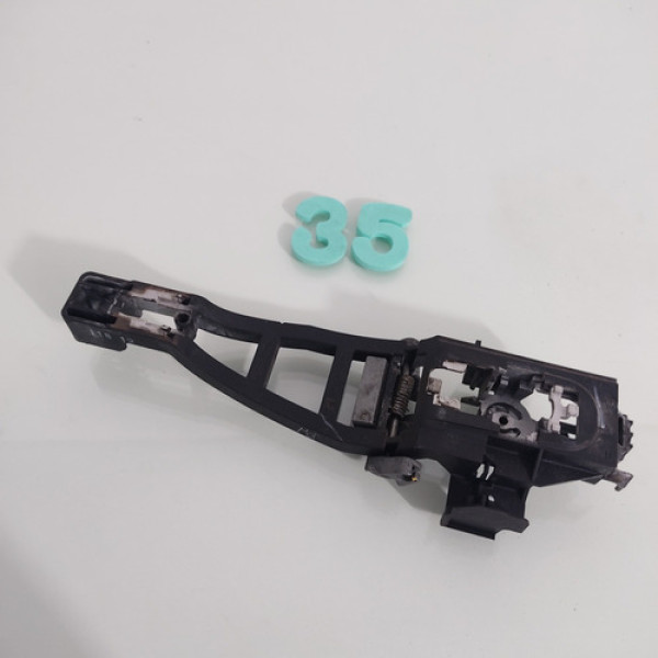 Suporte Maçaneta Dianteira Esquerda Ford Focus 2012 