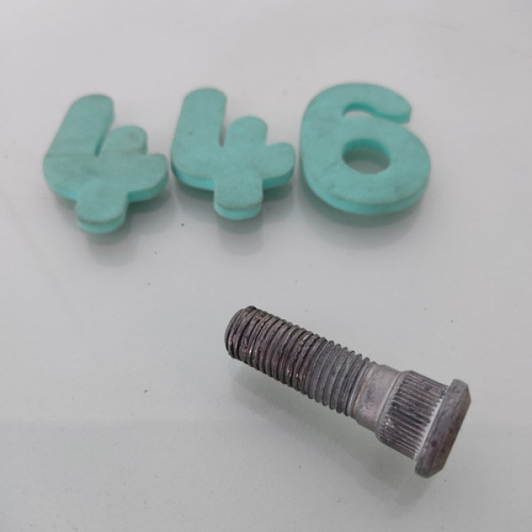 Parafuso Da Roda Lifan X60 