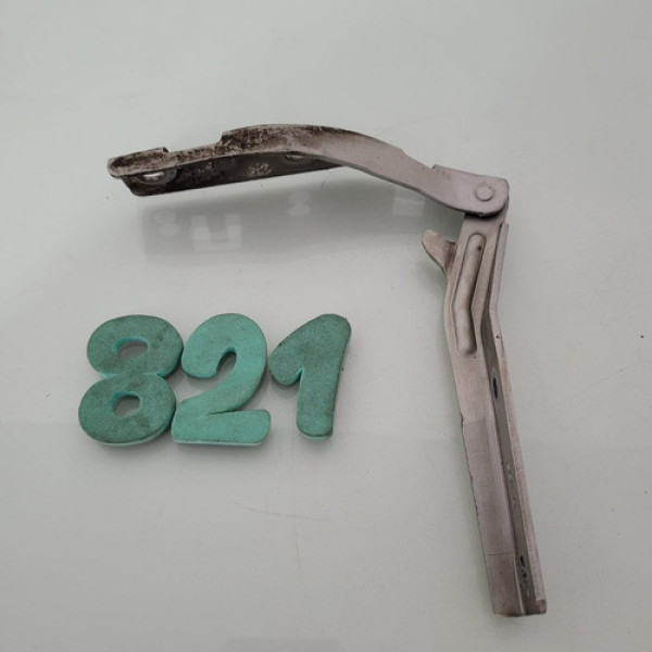 Dobradiça Capo Lado Direito Peugeot 207 Cx 821