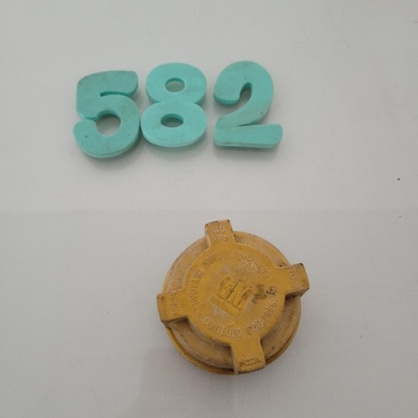 Tampa Do Reservatório De Água Do Radiador Gm Corsa