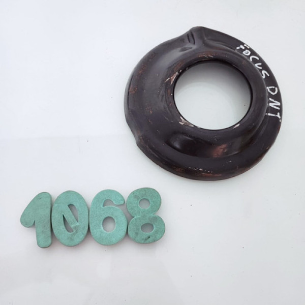 Calço Da Mola Dianteira Ford Focus 2001 Cx 1068