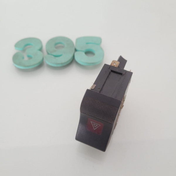 Botão Pisca Alerta Vw Santana